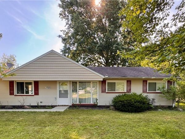 1723 Lander Road , Mayfield Heights, OH 44124