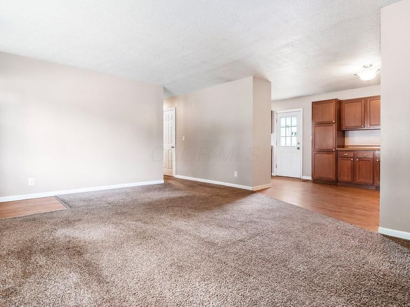 525 W Shields Street, Newark, OH 43055 Photo 12