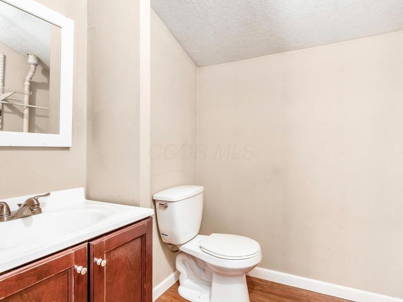 525 W Shields Street, Newark, OH 43055 Photo 21