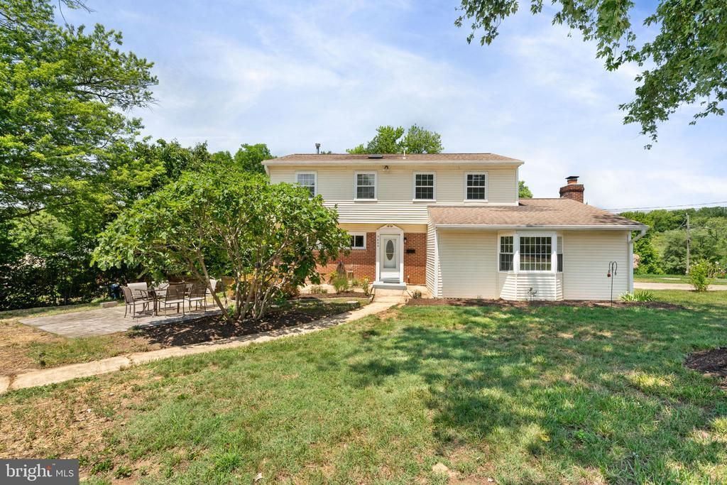 3600 Oakwood Lane, Alexandria, VA 22310 Main Photo