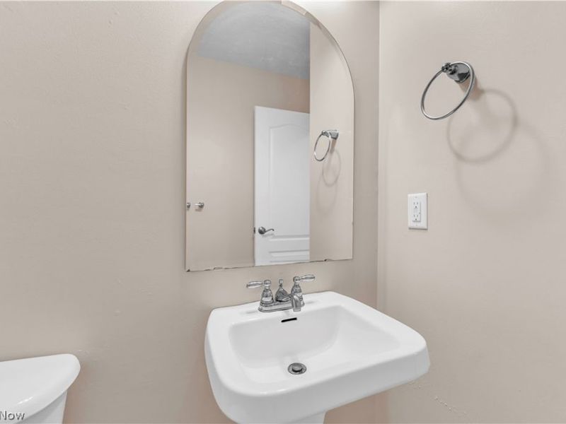 1218 W 24th Street, Lorain, OH 44052 Photo 18