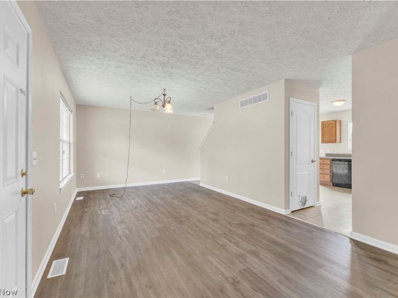 1218 W 24th Street, Lorain, OH 44052 Photo 5