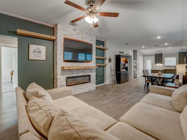 5806 Aviano RD, Round Rock, TX 78665