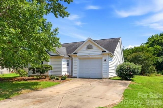 507 Viking Drive Sw, Concord, NC 28025 Main Photo