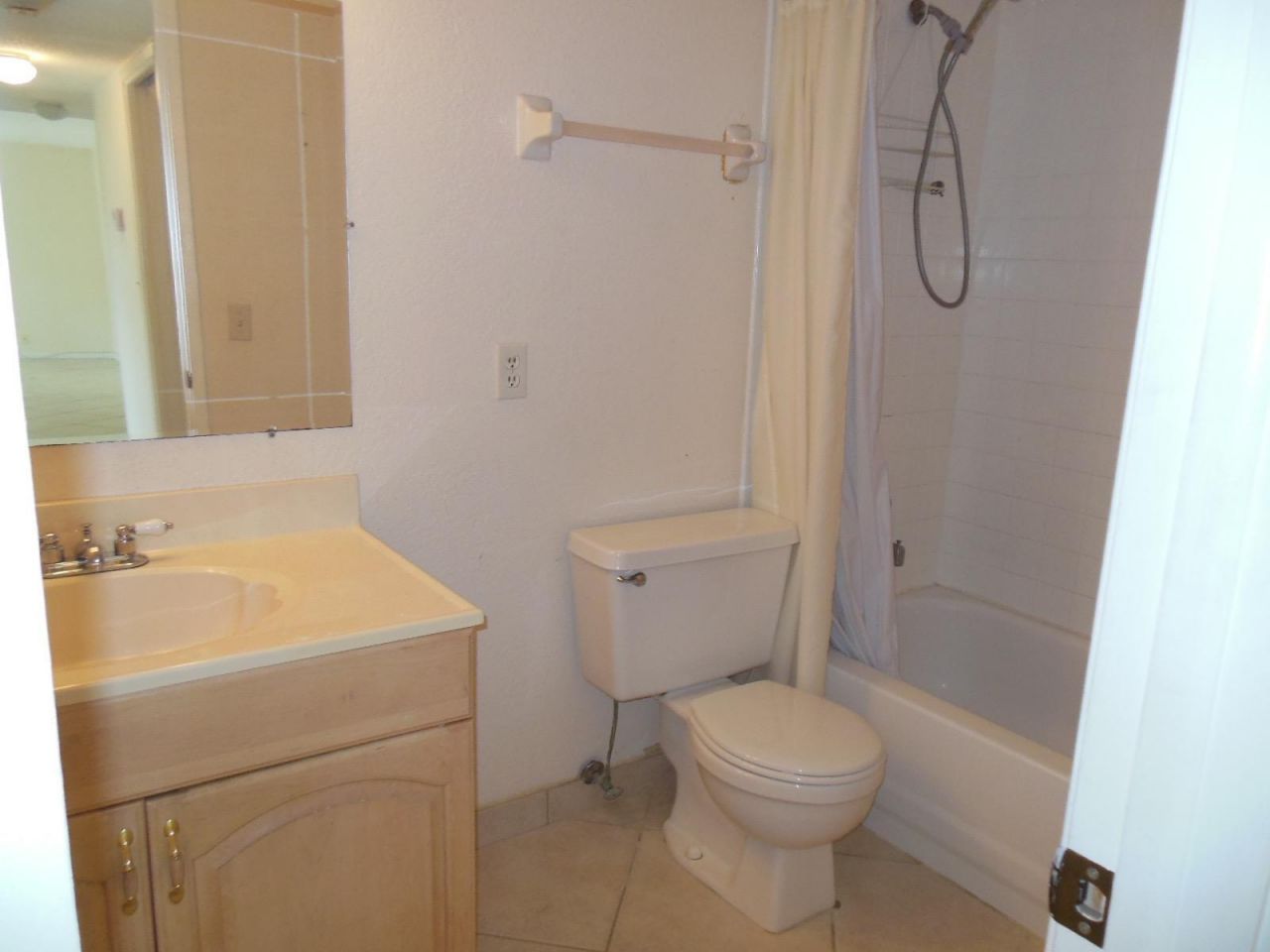 500 Egret Circle, Unit 8211, Delray Beach, FL 33444 Photo