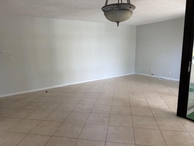 500 Egret Circle, Unit 8211, Delray Beach, FL 33444 Photo