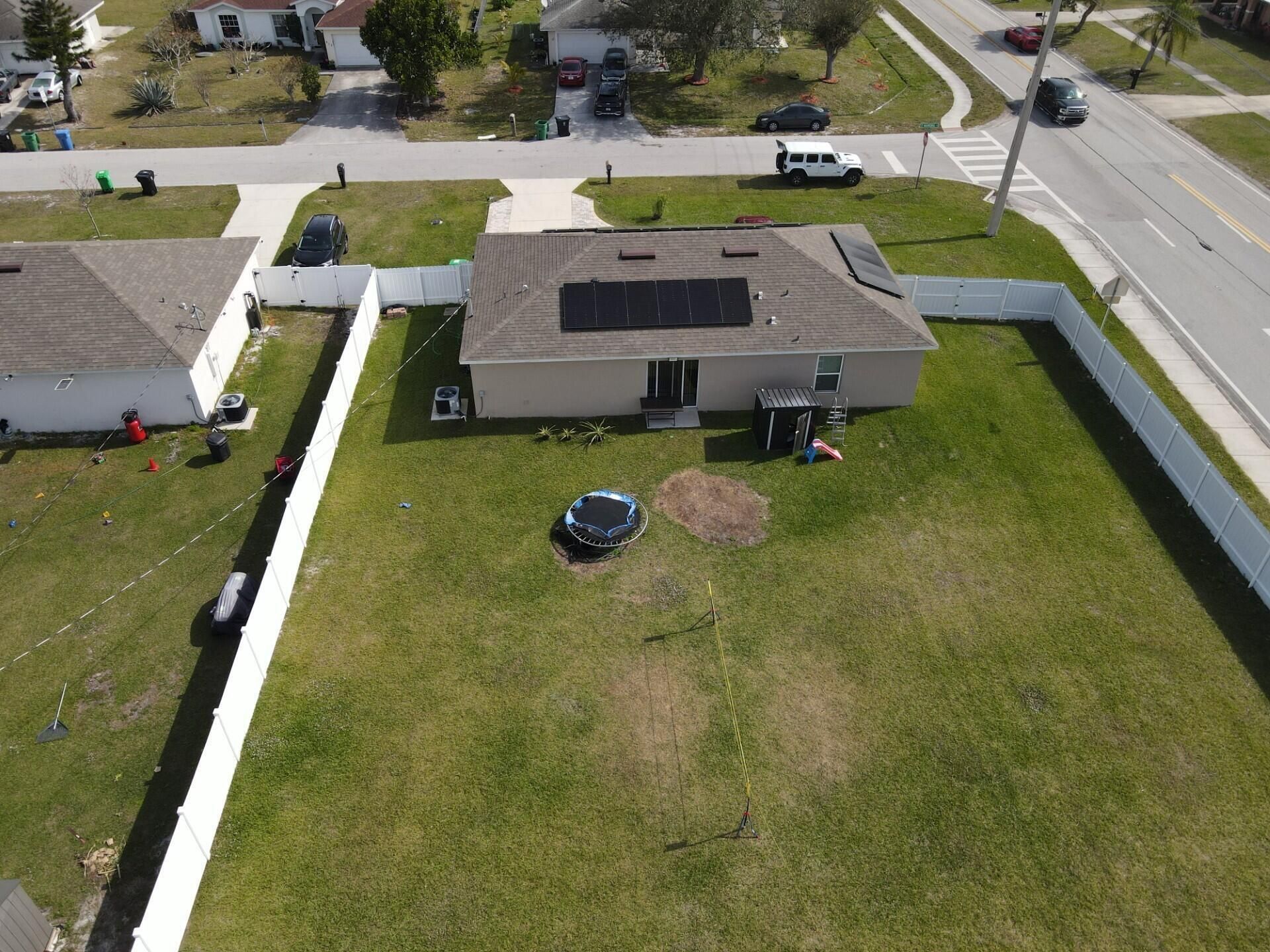 402 NE Mainsail Street, Port Saint Lucie, FL 34983 Photo