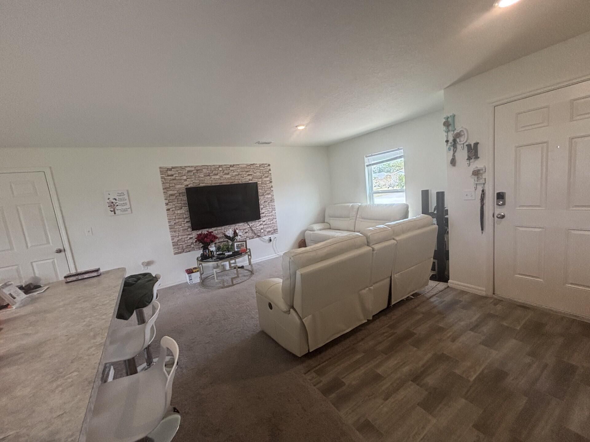 402 NE Mainsail Street, Port Saint Lucie, FL 34983 Photo