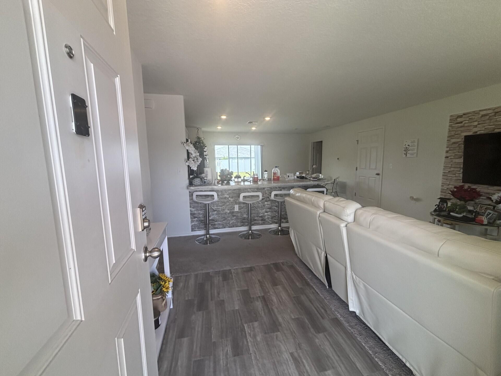 402 NE Mainsail Street, Port Saint Lucie, FL 34983 Photo