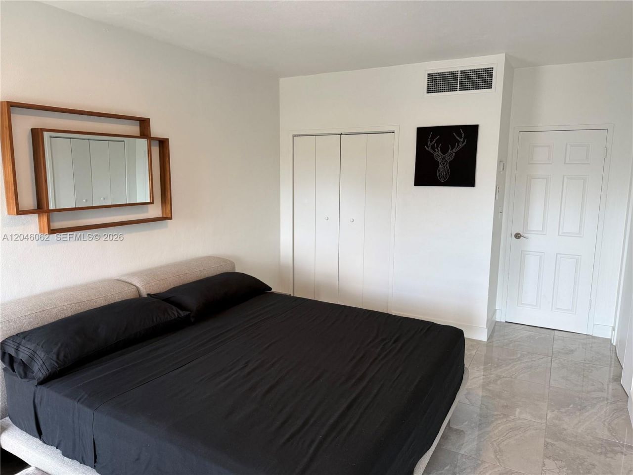 880 NE 69th St , Unit 5Q, Miami, FL 33138 Photo