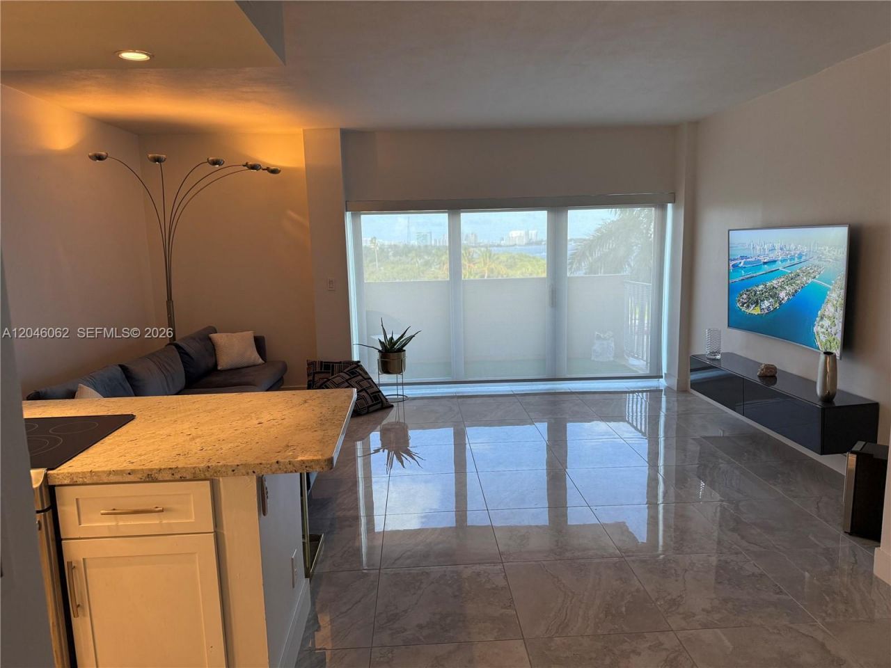 880 NE 69th St , Unit 5Q, Miami, FL 33138 Photo
