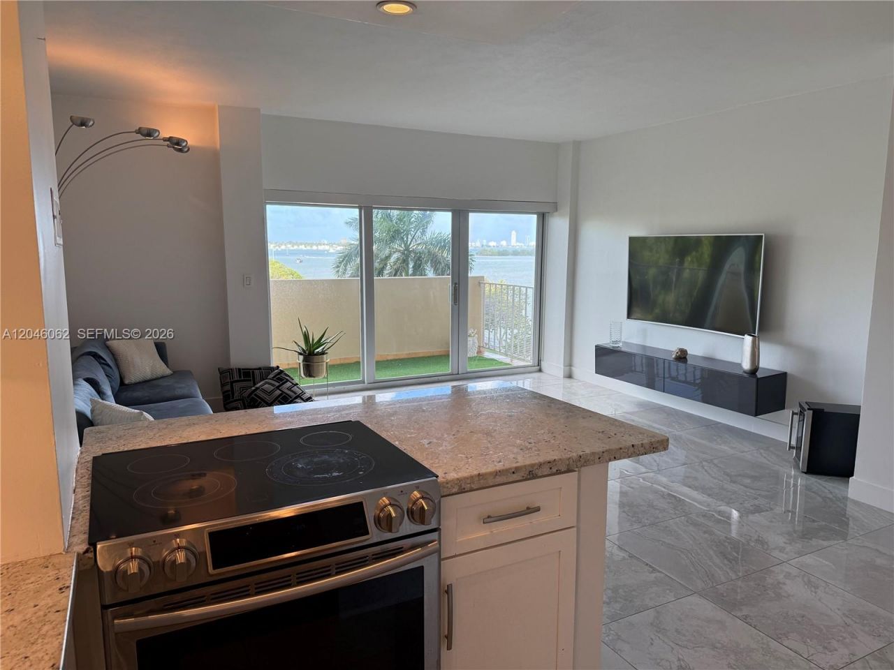 880 NE 69th St , Unit 5Q, Miami, FL 33138 Photo