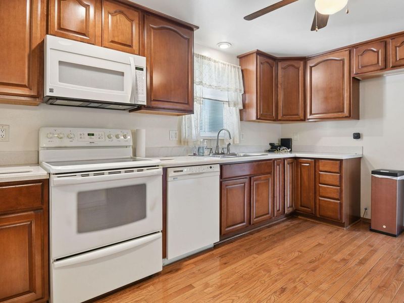 2570 Niantic Drive, Columbus, OH 43224 Photo 12