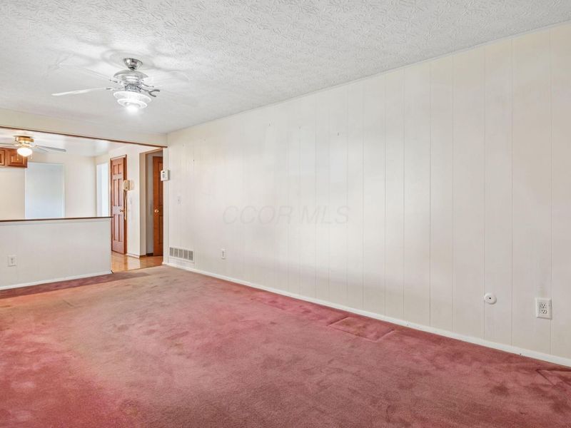 2570 Niantic Drive, Columbus, OH 43224 Photo 15