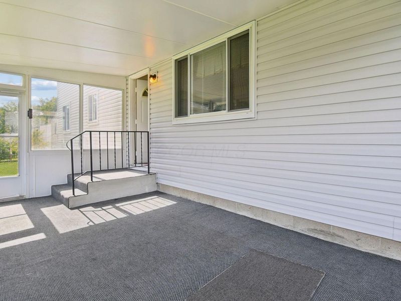 2570 Niantic Drive, Columbus, OH 43224 Photo 16