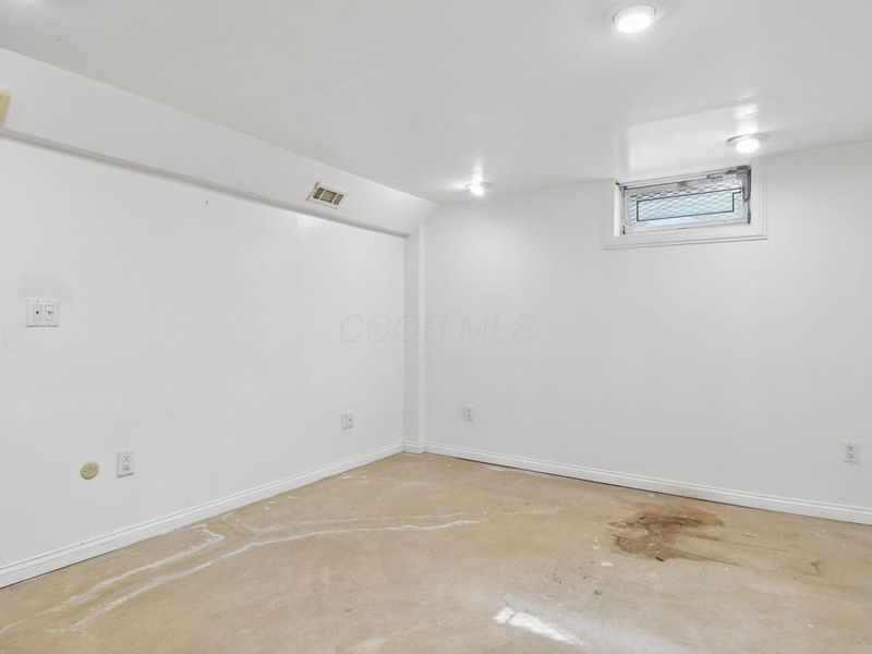 2570 Niantic Drive, Columbus, OH 43224 Photo 18