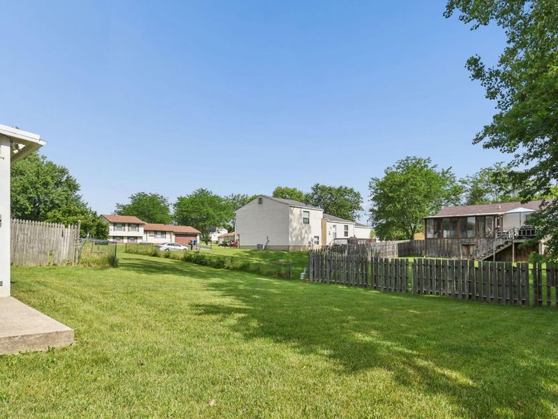 2570 Niantic Drive, Columbus, OH 43224 Photo 29
