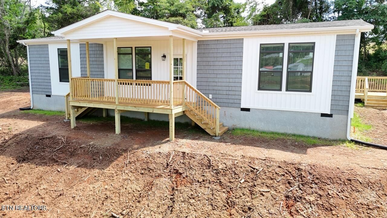 347 Bungalow Drive, Dandridge, TN 37725 Main Photo