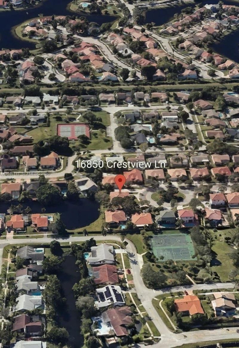 16850 Crestview Ln , Weston, FL 33326 Photo