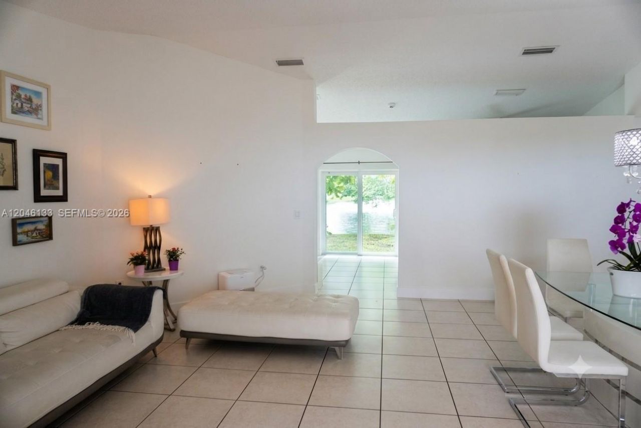16850 Crestview Ln , Weston, FL 33326 Photo
