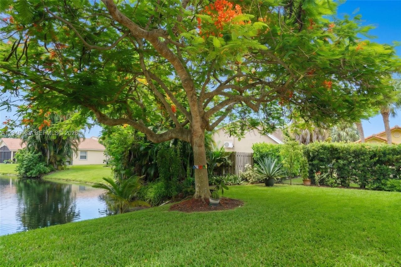 16850 Crestview Ln , Weston, FL 33326 Photo