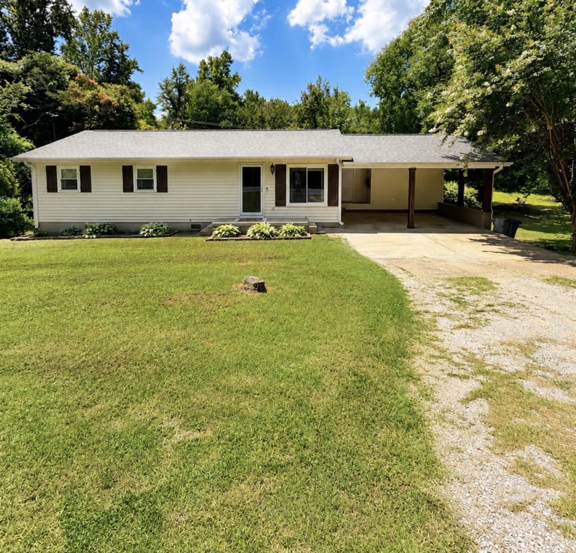 241 Shoals Ave, Killen, AL 35645 Main Photo