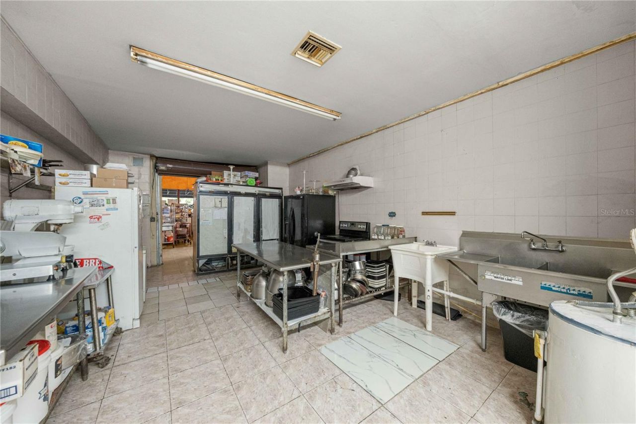 1412 N Magnolia Avenue, Ocala, FL 34475 Photo