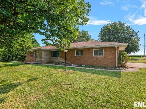 207 N Athens Street, Ashland, IL 62612