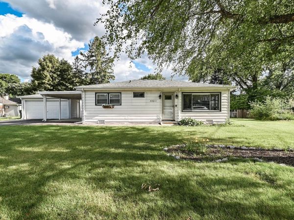 35211 N Edgewater Lane , Ingleside, IL 60041