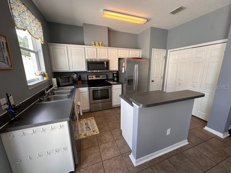 8524 Danforth Drive , Windermere, FL 34786 Photo