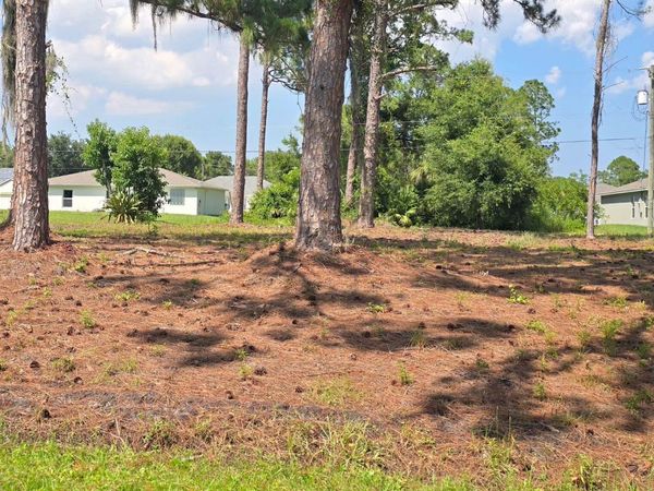 1979 Thomasville Avenue SE, Palm Bay, FL 32909
