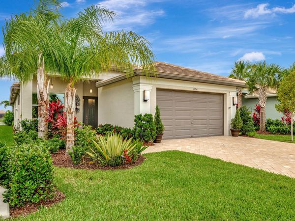 11954 SW Seaway Street, Port St. Lucie, FL 34987