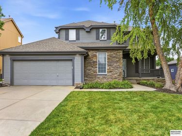 18812 Jackson Street, Elkhorn, NE 68022
