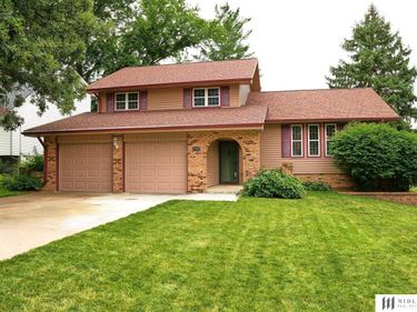 3505 Leawood Drive, Bellevue, NE 68123