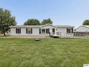 110 5th Street, Greenwood, NE 68366