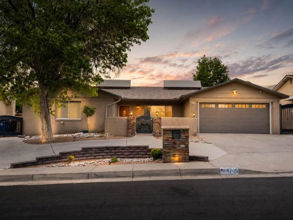 4705 Oahu Drive NE, Albuquerque, NM 87111