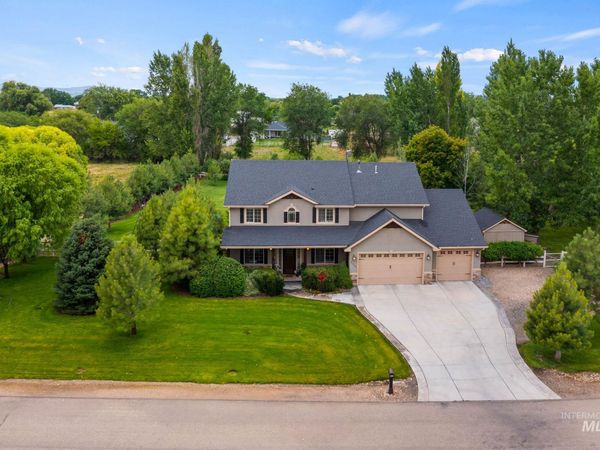 5209 Green Valley Place, Nampa, ID 83686
