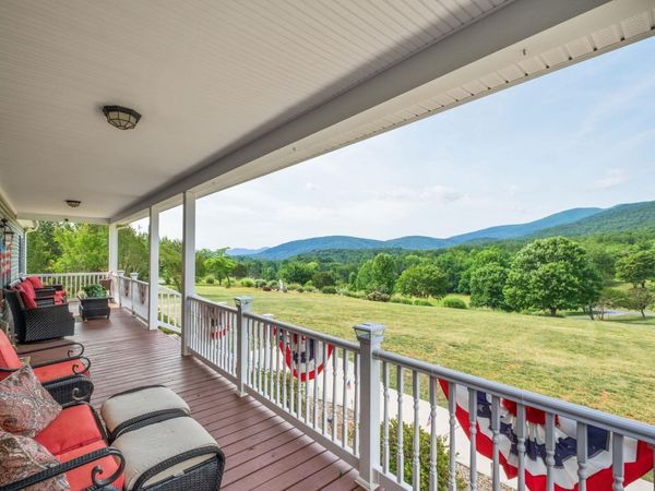 158 APPLE LN , Afton, VA 22920