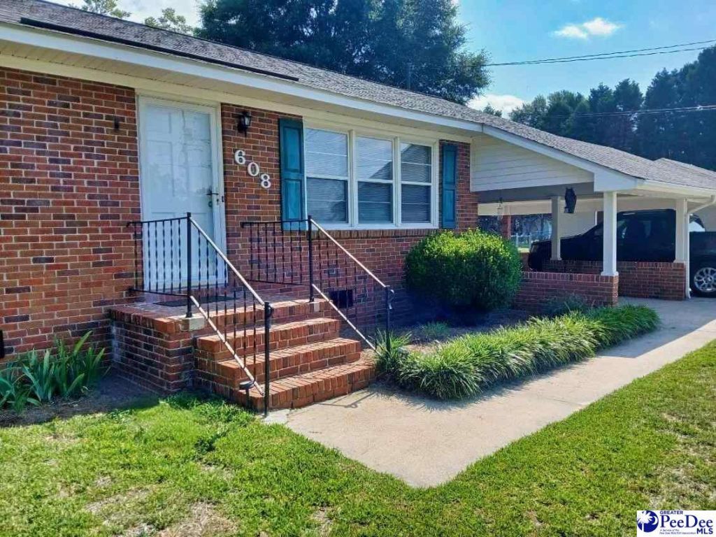 608 Diane Drive Photo 4