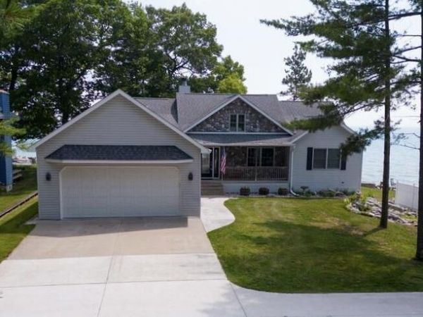 126 Baldwin Resort Road, East Tawas, MI 48730