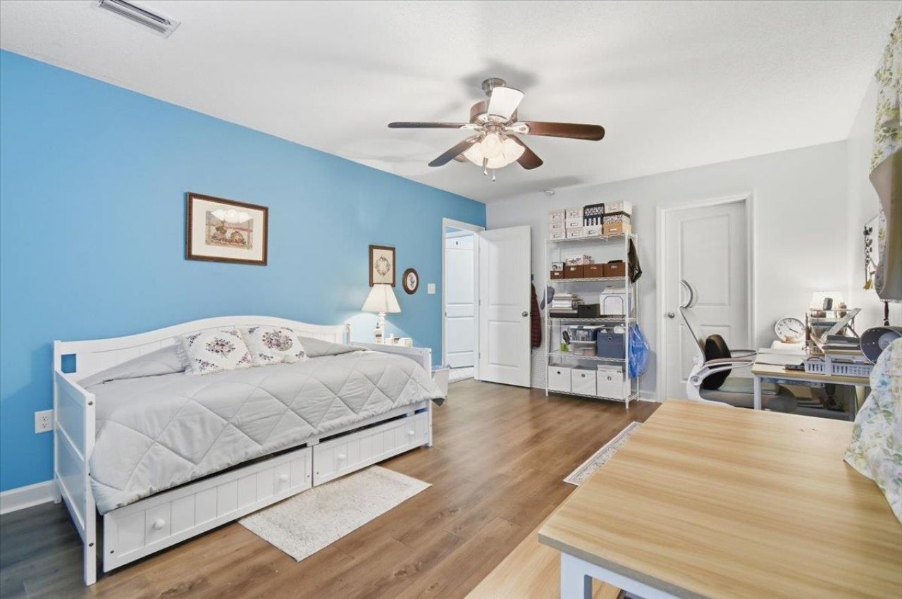 231 NE Green Tree Terrace , Lee, FL 32059 Photo