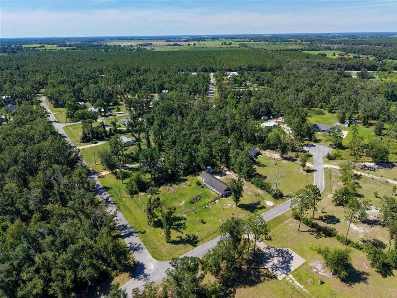 231 NE Green Tree Terrace , Lee, FL 32059 Photo
