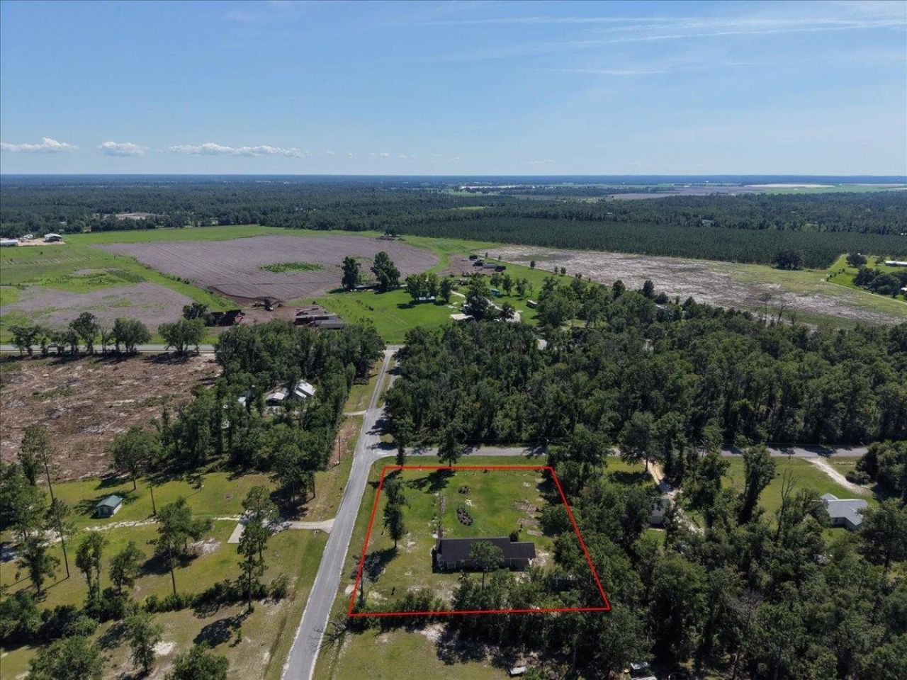 231 NE Green Tree Terrace , Lee, FL 32059 Photo