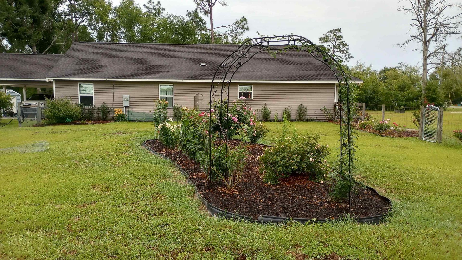 231 NE Green Tree Terrace , Lee, FL 32059 Photo