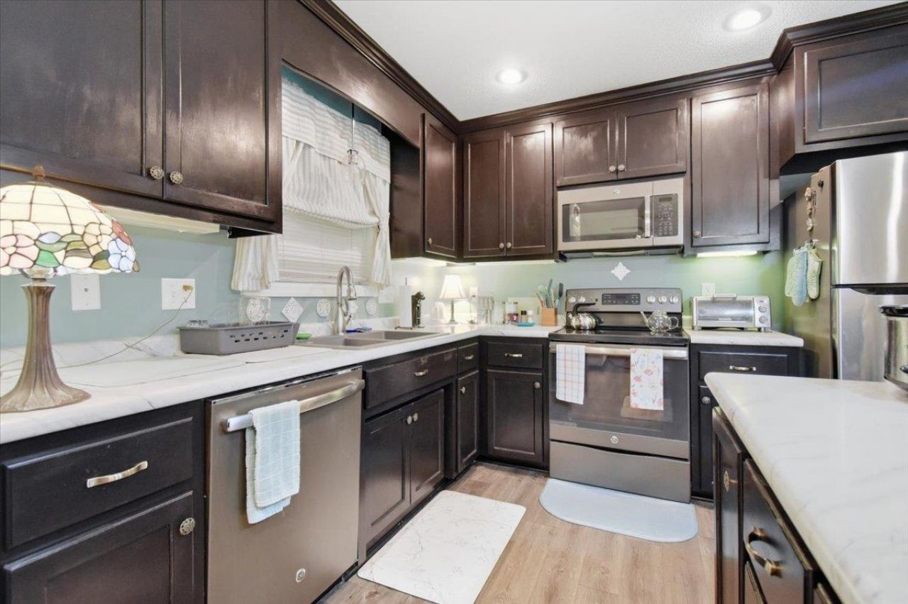 231 NE Green Tree Terrace , Lee, FL 32059 Photo