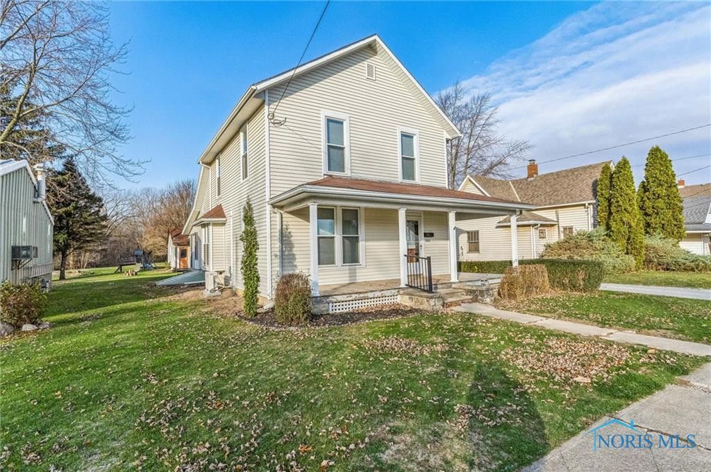 810 Broad Avenue , Findlay, OH 45840 Main Photo