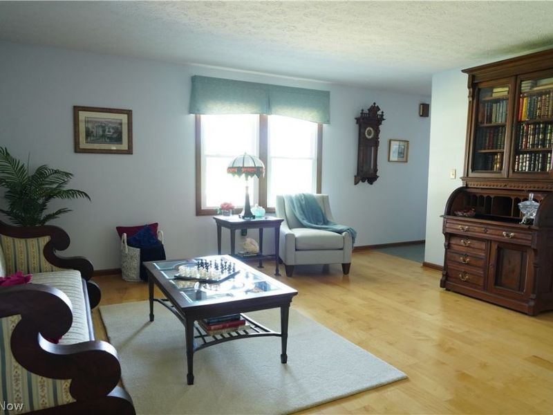 2160 Lake Breeze Road, Sheffield Village, OH 44054 Photo 12