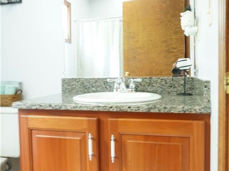2160 Lake Breeze Road, Sheffield Village, OH 44054 Photo 20