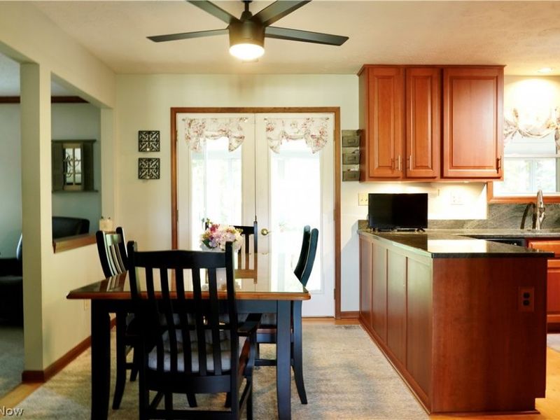 2160 Lake Breeze Road, Sheffield Village, OH 44054 Photo 8