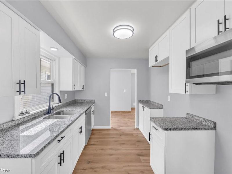 30021 Robert Street, Wickliffe, OH 44092 Photo 10
